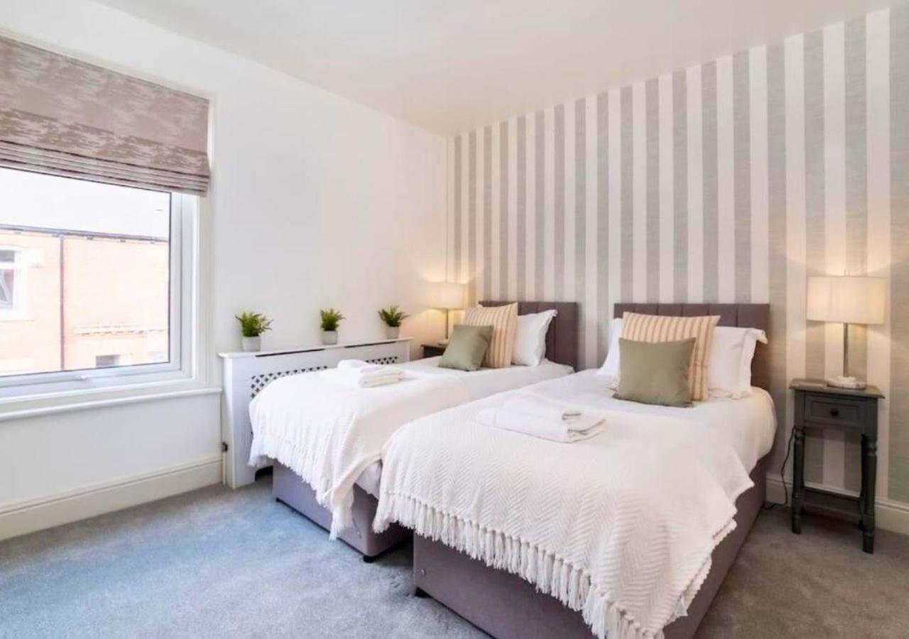 Holiday home Amberley House - With Hot Tub + Free Parking York